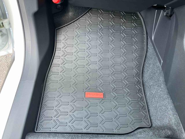 ロッキープレミアムＧ　ＨＥＶスマアシ　ダイハツ予防安全機能　アダプティブクルーズコントロール　前席シートヒーター　前後コーナーセンサー　リヤフォグランプ　オートブレーキホールド付き電動パーキング　１７インチアルミホイール（千葉県）の中古車