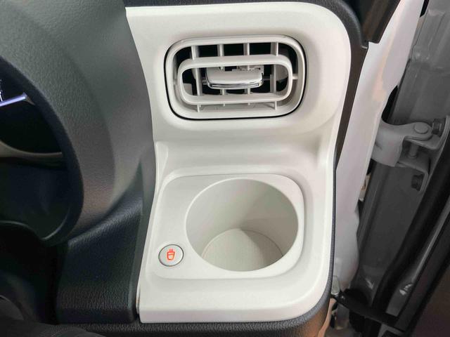 ムーヴキャンバスストライプスGスマアシ ダイハツ予防安全機能 置きラクボックス ホットカップホルダー オートブレーキホールド付き電動パーキング オートライト オートハイビーム LEDヘッドライト プッシュエンジンスタート(千葉県)の中古車