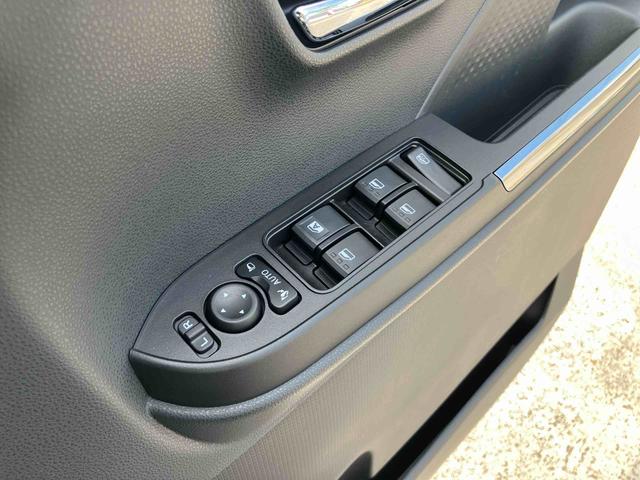 タントカスタムRSリミテッドオーディオレス仕様 両側電動スライドドア ターボ車 衝突回避支援ブレーキ 誤発進抑制装置 アイドリングストップ スマートキー プッシュボタンスタート 盗難防止装置 イモビライザー オートライト(千葉県)の中古車