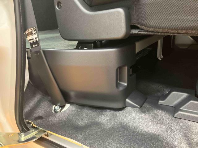ハイゼットカーゴデラックス衝突被害軽減ブレーキ コーナーセンサー オートライト プライバシーガラス フロントパワーウィンドウ オーバーヘッドシェルフ スピーカー一体型AM・FMラジオ キーレスエントリー アイドリングストップ(千葉県)の中古車