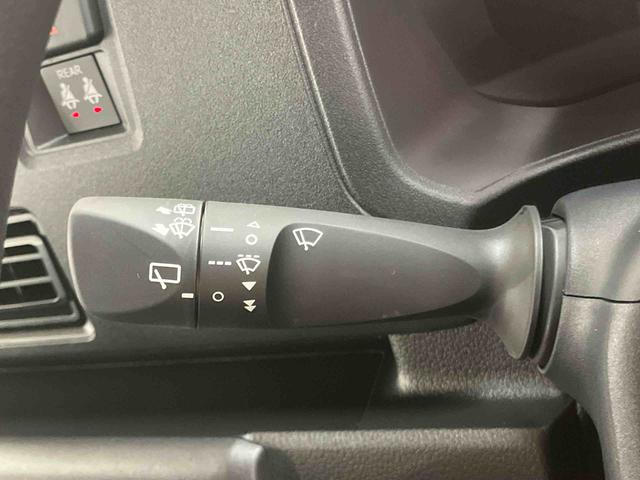 ハイゼットカーゴデラックス衝突被害軽減ブレーキ コーナーセンサー オートライト プライバシーガラス フロントパワーウィンドウ オーバーヘッドシェルフ スピーカー一体型AM・FMラジオ キーレスエントリー アイドリングストップ(千葉県)の中古車