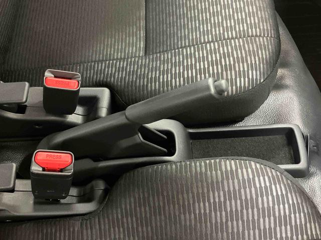 ハイゼットカーゴデラックス衝突被害軽減ブレーキ コーナーセンサー オートライト プライバシーガラス フロントパワーウィンドウ オーバーヘッドシェルフ スピーカー一体型AM・FMラジオ キーレスエントリー アイドリングストップ(千葉県)の中古車