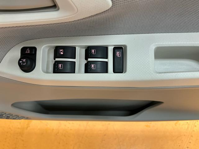 ムーヴL SAIIIナビ/TV/DVD/BT/USB オートライト オートハイビーム トップシェイドガラス 衝突被害軽減装置 誤発進抑制制御 横滑り防止装置 キーレスエントリー 盗難防止アラーム 電動格納ミラー エアコン(千葉県)の中古車