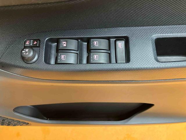 ムーヴＸリミテッドII　ＳＡIIIナビ／ＴＶ／ＢＴ／ＵＳＢ／ＤＶＤ　バックカメラ　前後ドラレコ　ＬＥＤヘッドライト　オートライト　運転席シートヒーター　アルミホイール　トップシェイドガラス　ステリモ　スマアシ　キーフリー　盗難防止警報（千葉県）の中古車