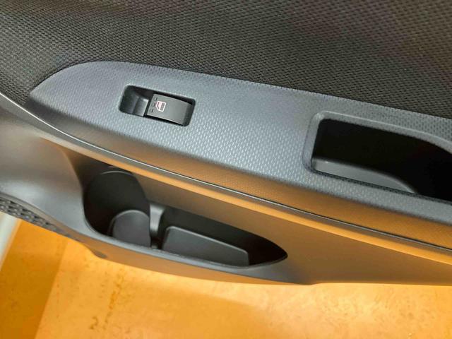 ムーヴＸリミテッドII　ＳＡIIIナビ／ＴＶ／ＢＴ／ＵＳＢ／ＤＶＤ　バックカメラ　前後ドラレコ　ＬＥＤヘッドライト　オートライト　運転席シートヒーター　アルミホイール　トップシェイドガラス　ステリモ　スマアシ　キーフリー　盗難防止警報（千葉県）の中古車