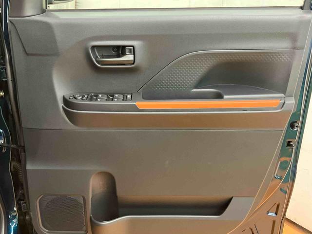 タントファンクロスターボ　エコアイドル非装着車パノラマカメラ連動１０インチフルセグナビ　ＵＳＢ接続　ブルートゥース対応　フロント．リヤドライブレコーダー連動　ビルトインＥＴＣ　１２．８インチ後席モニター　オートブレーキホールド付き電動パーキング（千葉県）の中古車