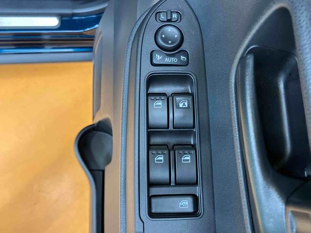 タントファンクロスターボ　エコアイドル非装着車パノラマカメラ連動１０インチフルセグナビ　ＵＳＢ接続　ブルートゥース対応　フロント．リヤドライブレコーダー連動　ビルトインＥＴＣ　１２．８インチ後席モニター　オートブレーキホールド付き電動パーキング（千葉県）の中古車