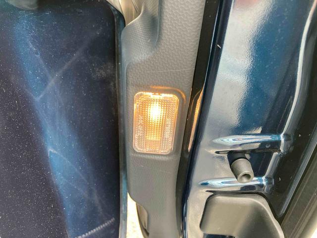 トールＧナビ／ＴＶ／ＤＶＤ／ＢＴ／ＵＳＢ　バックカメラ　ＬＥＤヘッドライト　オートライト　ＡＨＢ　衝突被害軽減ブレーキ　コーナーセンサー　足踏み式駐車ブレーキ　キーフリーシステム　盗難防止アラーム　ステリモ（千葉県）の中古車