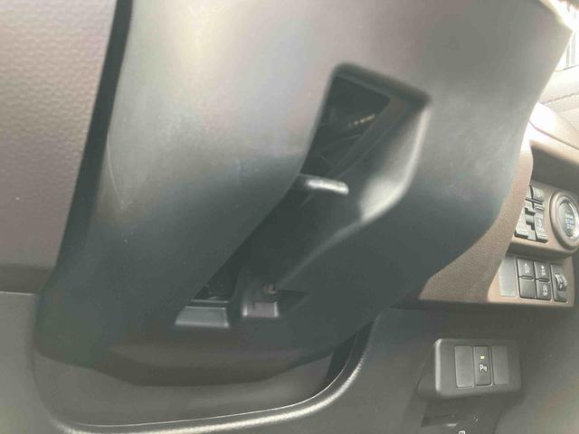 トールＧナビ／ＴＶ／ＤＶＤ／ＢＴ／ＵＳＢ　バックカメラ　ＬＥＤヘッドライト　オートライト　ＡＨＢ　衝突被害軽減ブレーキ　コーナーセンサー　足踏み式駐車ブレーキ　キーフリーシステム　盗難防止アラーム　ステリモ（千葉県）の中古車
