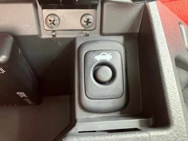 コペンローブターボ　ナビ／地デジ／ＤＶＤ／ＢＴ／ＵＳＢ　ＥＴＣ　ドラレコ　ＬＥＤヘッドライト　オートライト　シートヒーター　革巻ステア　ステリモ　チルハン　オートエアコン　キーフリー　イモビ　盗難防止警報　アルミ（千葉県）の中古車
