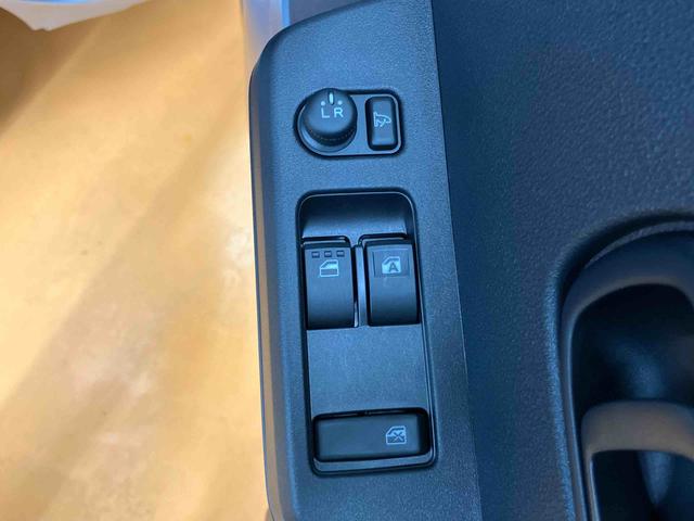 ハイゼットトラックエクストラスマアシ　ダイハツ予防安全機能　前後コーナーセンサー　マニュアルレベリング機能付ハロゲンヘッドライト　プッシュエンジンスタート　キーフリーシステム　スーパーデフロック　大型ＬＥＤ作業灯（千葉県）の中古車