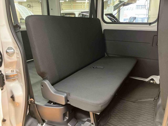 ハイゼットカーゴデラックススマアシ ダイハツ予防安全機能 オーバーヘッドシェルフ スピーカー一体型ラジオチューナー キーレスエントリー オートライト オートハイビーム マニュアルレベリング機能付ハロゲンヘッドライト(千葉県)の中古車