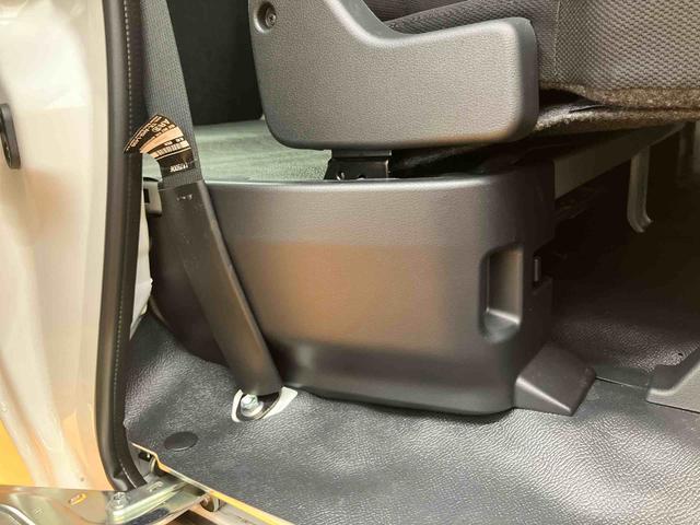 ハイゼットカーゴデラックススマアシ ダイハツ予防安全機能 オーバーヘッドシェルフ スピーカー一体型ラジオチューナー キーレスエントリー オートライト オートハイビーム マニュアルレベリング機能付ハロゲンヘッドライト(千葉県)の中古車