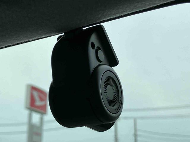 トールカスタムＧ　ターボターボ　ナビ／ＴＶ／ＤＶＤ／ＢＴ／ＵＳＢ　バックカメラ　前後ドラレコ　ＥＴＣ　全車速追従クルコン　ＬＥＤヘッドライト　オートライト　ＡＨＢ　スマアシ　前後コーナーセンサー　電動駐車ブレーキ　キーフリー（千葉県）の中古車
