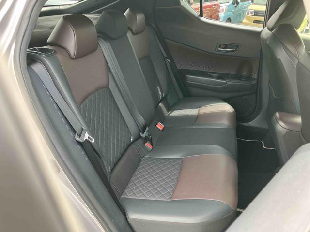 Ｃ−ＨＲＧ　ＬＥＤエディション１１型ナビ／ＴＶ／ＤＶＤ／ＢＴ　バックカメラ　ＥＴＣ　ドラレコ　全車速追従クルコン　ＬＥＤヘッドランプ　オートライト　コーナーセンサー　シートヒーター　ＢＳＭ　革巻ステア　アルミホイール　スマートキー（千葉県）の中古車