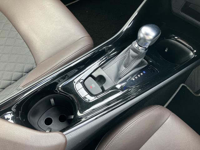 Ｃ−ＨＲＧ　ＬＥＤエディション１１型ナビ／ＴＶ／ＤＶＤ／ＢＴ　バックカメラ　ＥＴＣ　ドラレコ　全車速追従クルコン　ＬＥＤヘッドランプ　オートライト　コーナーセンサー　シートヒーター　ＢＳＭ　革巻ステア　アルミホイール　スマートキー（千葉県）の中古車