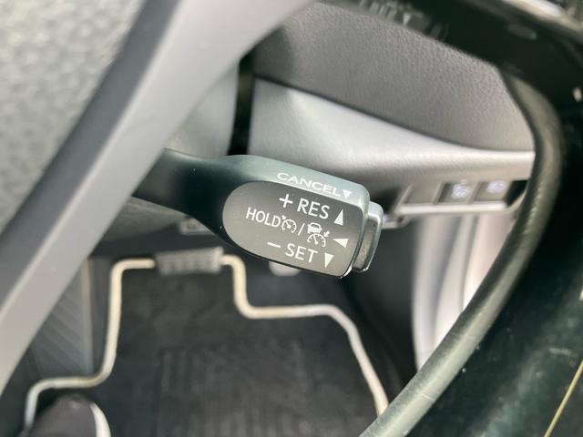 Ｃ−ＨＲＧ　ＬＥＤエディション１１型ナビ／ＴＶ／ＤＶＤ／ＢＴ　バックカメラ　ＥＴＣ　ドラレコ　全車速追従クルコン　ＬＥＤヘッドランプ　オートライト　コーナーセンサー　シートヒーター　ＢＳＭ　革巻ステア　アルミホイール　スマートキー（千葉県）の中古車