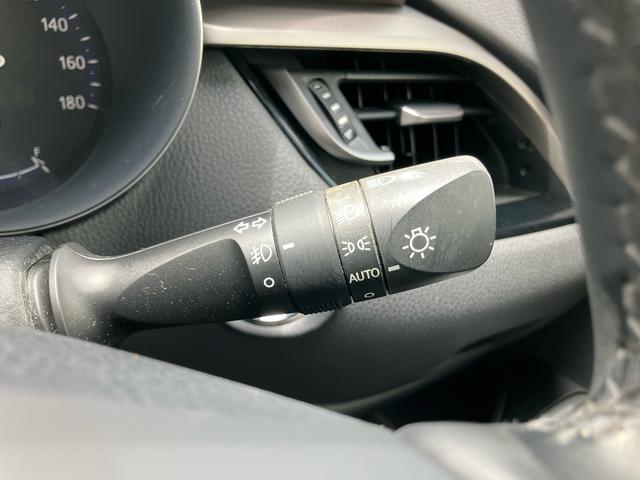 Ｃ−ＨＲＧ　ＬＥＤエディション１１型ナビ／ＴＶ／ＤＶＤ／ＢＴ　バックカメラ　ＥＴＣ　ドラレコ　全車速追従クルコン　ＬＥＤヘッドランプ　オートライト　コーナーセンサー　シートヒーター　ＢＳＭ　革巻ステア　アルミホイール　スマートキー（千葉県）の中古車