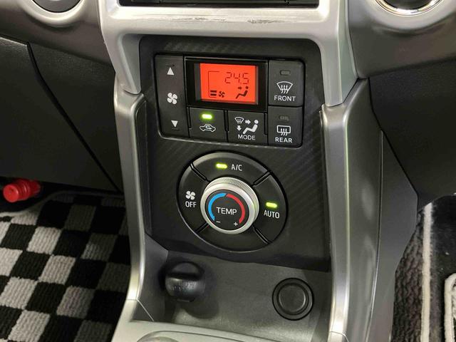 コペンクーペ限定２００台　ナビ／ＢＴ／ＴＶ／ＤＩＳＣ／バックカメラ　ＥＴＣ　社外１６インチアルミ　オプションＨＫＳマフラー　ＭＯＭＯステ　パドルシフト　スマートキー　シートヒーター　ターボエンジン（千葉県）の中古車