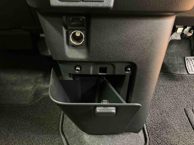 ムーヴキャンバスストライプスＧスマアシ　ダイハツ予防安全機能　置きラクボックス　ホットカップホルダー　オートブレーキホールド付き電動パーキング　前席シートヒータ　オートライト　オートハイビーム　バニティーミラー付き左右サンバイザー（千葉県）の中古車