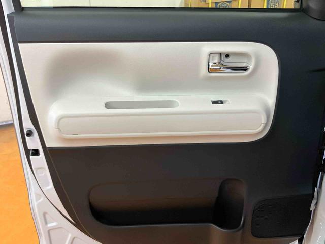ムーヴキャンバスストライプスＧスマアシ　ダイハツ予防安全機能　置きラクボックス　ホットカップホルダー　オートブレーキホールド付き電動パーキング　前席シートヒータ　オートライト　オートハイビーム　バニティーミラー付き左右サンバイザー（千葉県）の中古車