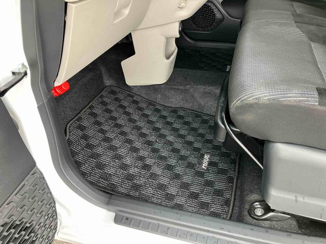 ムーヴＸリミテッドII　ＳＡIIIナビ／地デジ／ＢＴ／ＵＳＢ／ＤＶＤ　バックカメラ　前後ドラレコ　ＥＴＣ　運転席シートヒーター　トップシェイドガラス　アルミホイール　ＬＥＤヘッドライト　オートライト　スマアシ　キーフリー　盗難防止警報（千葉県）の中古車