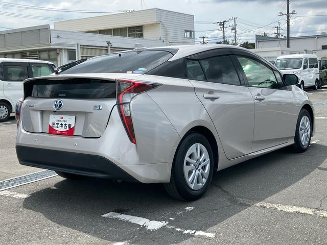 プリウスＳセーフティプラスハイブリッド　９型ナビ／ＴＶ／ＤＶＤ／ＢＴ　バックカメラ　ドラレコ　ＥＴＣ　Ｓ−ＩＰＡ（駐車支援システム）　全車速追従クルコン　ＬＥＤヘッドライト　オートライト　前後クリアランスセンサー　左前方カメラ（千葉県）の中古車