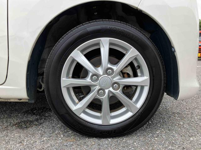 ムーヴＸ　ＳＡIIIＣＤチューナー　黒内装　１４インチアルミホイール　プッシュボタンスターター　運転席シートヒーター／リフター　オートエアコン　オート格納ドアミラー　横滑り防止装置　衝突被害軽減ブレーキ（千葉県）の中古車
