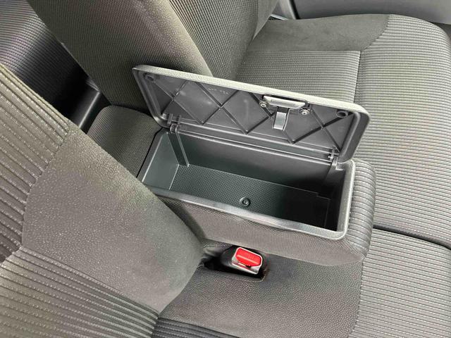 ムーヴＸ　ＳＡIIIＣＤチューナー　黒内装　１４インチアルミホイール　プッシュボタンスターター　運転席シートヒーター／リフター　オートエアコン　オート格納ドアミラー　横滑り防止装置　衝突被害軽減ブレーキ（千葉県）の中古車