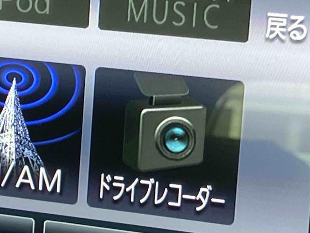 タントカスタムＸ９型ナビ／地デジ／ＤＶＤ／ＢＴ／ＵＳＢ　全周囲カメラ　前後ドラレコ　ＥＴＣ　両側電動スライドドア　シートヒーター　ＬＥＤヘッドライト　オートライト　ＡＨＢ　コ−ナ−センサー　キーフリー　アルミホイール（千葉県）の中古車