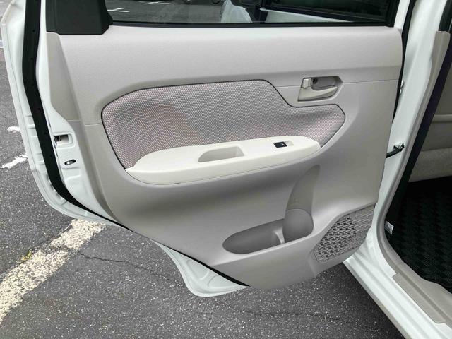 ムーヴL SAII衝突被害軽減ブレーキ 誤発進抑制制御 横滑り防止装置 トップシェイドガラス タコメーター 前席大型アームレスト付ベンチシート キーレスエントリー 盗難防止アラーム チルトステアリング シートリフター(千葉県)の中古車
