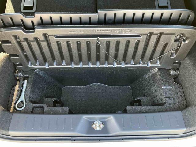 ムーヴＸリミテッドII　ＳＡIIIＤＶＤ・ＵＳＢチューナー／ＢＴ　バックカメラ　運転席シートヒーター　トップシェイドガラス　アルミホイール　ＬＥＤヘッドライト　オートライト　革巻ステアリング　衝突軽減装置　ボタンスタート　盗難防止警報（千葉県）の中古車