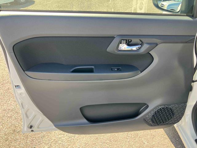 ムーヴＸリミテッドII　ＳＡIIIＤＶＤ・ＵＳＢチューナー／ＢＴ　バックカメラ　運転席シートヒーター　トップシェイドガラス　アルミホイール　ＬＥＤヘッドライト　オートライト　革巻ステアリング　衝突軽減装置　ボタンスタート　盗難防止警報（千葉県）の中古車