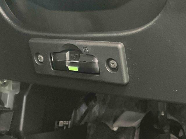 トールカスタムGパノラマカメラ連動フルセグナビ USB接続 ブルートゥース対応 TVナビキット フロント.リヤドライブレコーダー連動 ビルトインETC 前後コーナーセンサー アダプティブクルーズコントロール(千葉県)の中古車