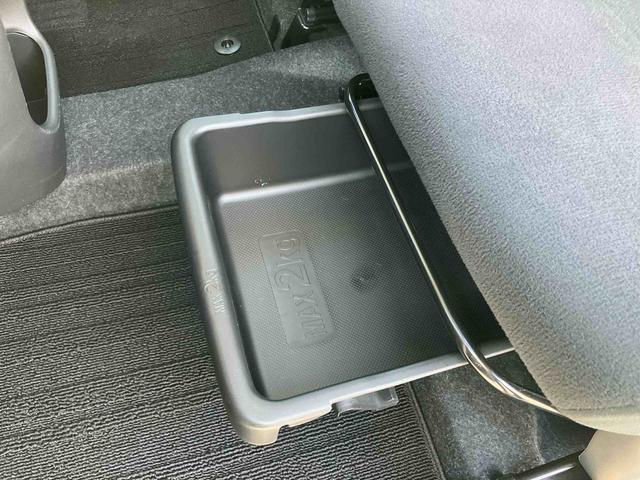 ムーヴキャンバスGメイクアップ SAIIナビ/TV/DVD/BT/USB バックカメラ ETC LEDヘッドライト オートライト 衝突被害軽減装置 置き楽ボックス 両側電動スライドドア 革巻ステアリング ステアリングリモコン シートリフター(千葉県)の中古車
