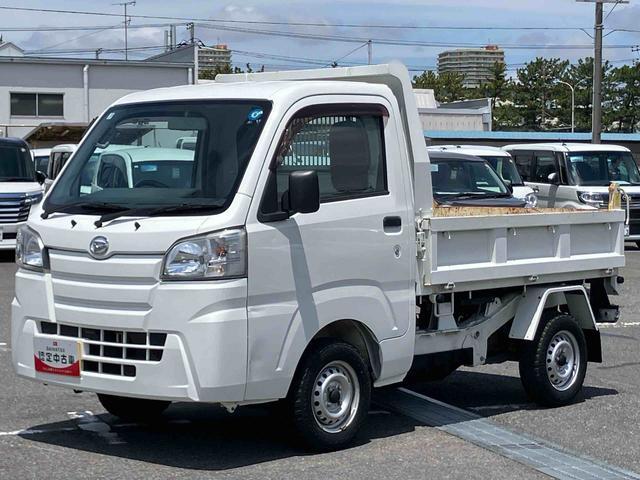 ハイゼットトラック多目的ダンプ（電動）プロテクタータイプ４ＷＤ　５速マニュアル　荷台三方開　リヤ４枚リーフ　バッテリーカバー　リヤデフロック　マニュアルエアコン　パワステ　ハロゲンヘッドランプ　大型ヘッドレスト　サイドレバー式駐車ブレーキ　アシストグリップ（千葉県）の中古車