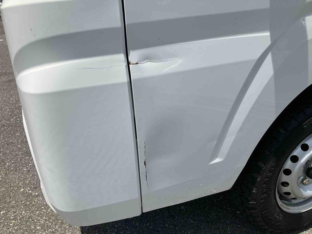 ハイゼットトラック多目的ダンプ（電動）プロテクタータイプ４ＷＤ　５速マニュアル　荷台三方開　リヤ４枚リーフ　バッテリーカバー　リヤデフロック　マニュアルエアコン　パワステ　ハロゲンヘッドランプ　大型ヘッドレスト　サイドレバー式駐車ブレーキ　アシストグリップ（千葉県）の中古車