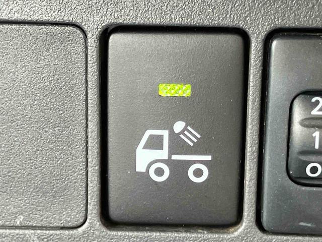 ハイゼットトラックローダンプ４ＷＤ　オートマ　４枚リーフ　荷台三方開　荷台作業灯　大型ヘッドレスト　ハロゲンヘッドライト　マニュアルエアコン　パワーステアリング　サイドレバー式駐車ブレーキ　スピーカー一体型ＡＭ／ＦＭラジオ（千葉県）の中古車