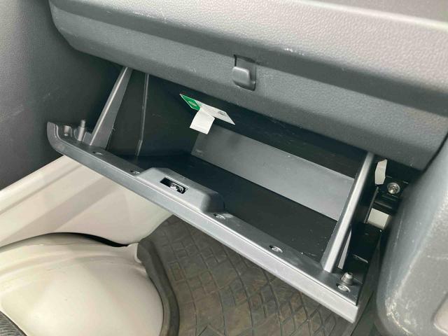 ハイゼットトラックローダンプ４ＷＤ　オートマ　４枚リーフ　荷台三方開　荷台作業灯　大型ヘッドレスト　ハロゲンヘッドライト　マニュアルエアコン　パワーステアリング　サイドレバー式駐車ブレーキ　スピーカー一体型ＡＭ／ＦＭラジオ（千葉県）の中古車