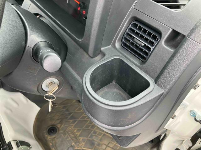 ハイゼットトラックローダンプ４ＷＤ　オートマ　４枚リーフ　荷台三方開　荷台作業灯　大型ヘッドレスト　ハロゲンヘッドライト　マニュアルエアコン　パワーステアリング　サイドレバー式駐車ブレーキ　スピーカー一体型ＡＭ／ＦＭラジオ（千葉県）の中古車