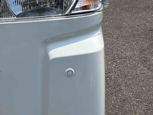 ハイゼットカーゴデラックス4WD ETC 衝突回避支援ブレーキ 横滑り防止装置 空転防止装置 ABS リヤヒーター オートライト コーナーセンサー オーバーヘッドシェルフ プライバシーガラス キーレスエントリー 集中ドアロック(千葉県)の中古車