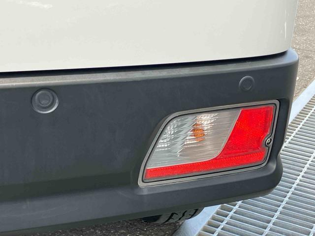 ハイゼットカーゴデラックス4WD ETC 衝突回避支援ブレーキ 横滑り防止装置 空転防止装置 ABS リヤヒーター オートライト コーナーセンサー オーバーヘッドシェルフ プライバシーガラス キーレスエントリー 集中ドアロック(千葉県)の中古車