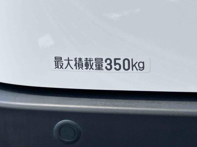 ハイゼットカーゴデラックス4WD ETC 衝突回避支援ブレーキ 横滑り防止装置 空転防止装置 ABS リヤヒーター オートライト コーナーセンサー オーバーヘッドシェルフ プライバシーガラス キーレスエントリー 集中ドアロック(千葉県)の中古車