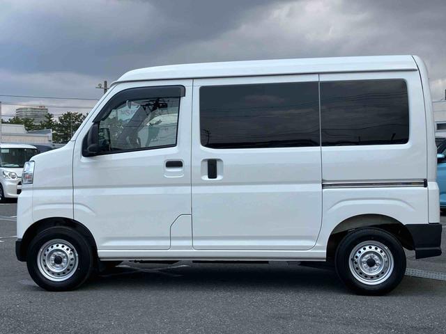 ハイゼットカーゴデラックス4WD ETC 衝突回避支援ブレーキ 横滑り防止装置 空転防止装置 ABS リヤヒーター オートライト コーナーセンサー オーバーヘッドシェルフ プライバシーガラス キーレスエントリー 集中ドアロック(千葉県)の中古車