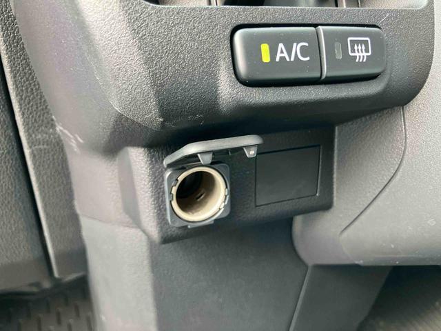 ハイゼットカーゴデラックス4WD ETC 衝突回避支援ブレーキ 横滑り防止装置 空転防止装置 ABS リヤヒーター オートライト コーナーセンサー オーバーヘッドシェルフ プライバシーガラス キーレスエントリー 集中ドアロック(千葉県)の中古車