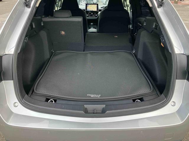 カローラツーリングハイブリッド　Ｓハイブリッド　ナビ／ＴＶ／ＢＴ／ＵＳＢ　バックカメラ　ＥＴＣ　ドラレコ　全車速追従クルコン　ＢＳＭ　ＬＥＤヘッドライト　ＡＨＢ　コーナーセンサー　シートヒーター　ハンドルヒーター　衝突軽減装置　アルミ（千葉県）の中古車