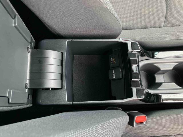 カローラツーリングハイブリッド　Ｓハイブリッド　ナビ／ＴＶ／ＢＴ／ＵＳＢ　バックカメラ　ＥＴＣ　ドラレコ　全車速追従クルコン　ＢＳＭ　ＬＥＤヘッドライト　ＡＨＢ　コーナーセンサー　シートヒーター　ハンドルヒーター　衝突軽減装置　アルミ（千葉県）の中古車