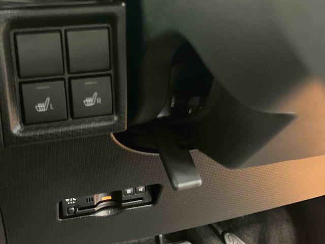 タントカスタムＸリミテッドスマアシ　ダイハツ予防安全機能　アダプティブクルーズコントロール　ビルトインＥＴＣ　オートブレーキホールド付き電動パーキング　前席シートヒーター　上下２段調整式デッキボード　ミラクルオープンドア（千葉県）の中古車