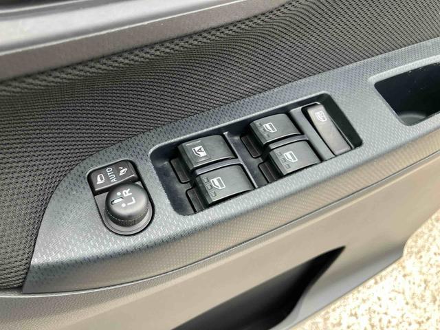 ムーヴＸリミテッドII　ＳＡIIIＣＤ　ＤＶＤ　ブルートゥース　チューナー　バックカメラ　ＥＴＣ　衝突回避支援ブレーキ　誤発進抑制装置　アイドリングストップ　プッシュボタンスタート　スマートキー　盗難防止装置　イモビライザー（千葉県）の中古車