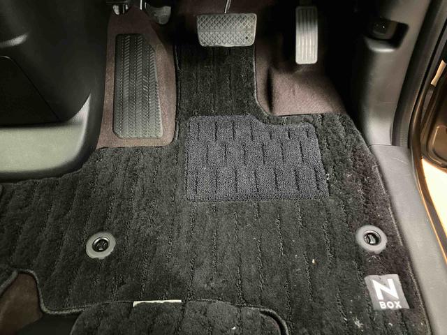 N−BOXカスタムG・Lホンダセンシングバックカメラ連動フルセグナビ ブルートゥース対応 ビルトインETC アダプティブクルーズコントロール プッシュエンジンスタート 前席シートヒーター バニティーミラー付き左右サンバイザー+LED室内灯(千葉県)の中古車